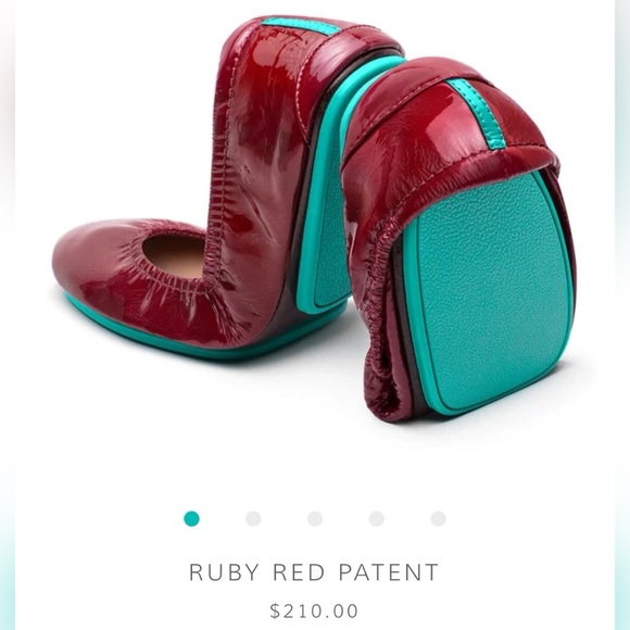 Tieks Patent Leather Ballet Flats Womens Size 5 Ruby
Red Foldable Comfort Shoes - Picture 2 of 9